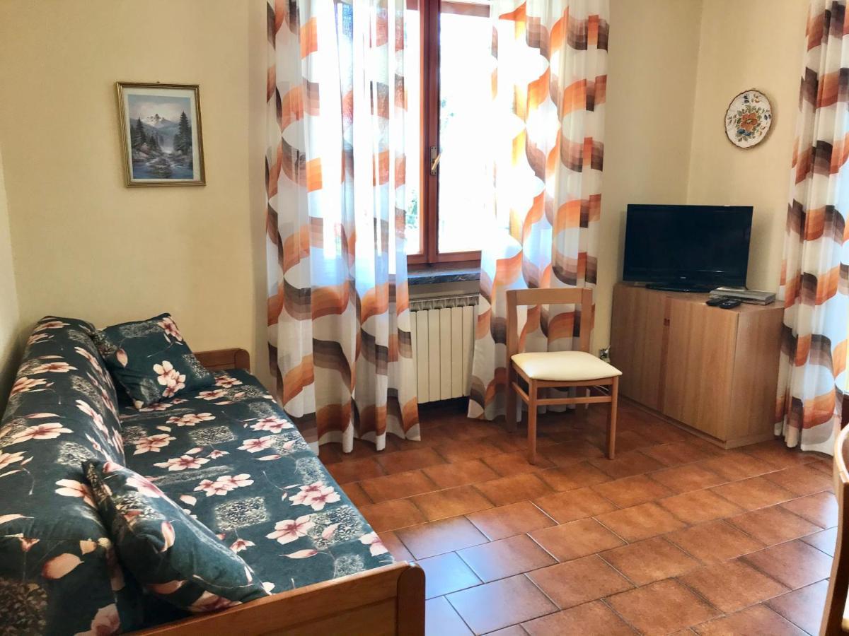 Casa Rosa Apartments Malcesine Eksteriør bilde